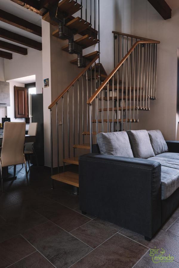 Giro Nel Mondo Apartments 卡塔尼亚 外观 照片