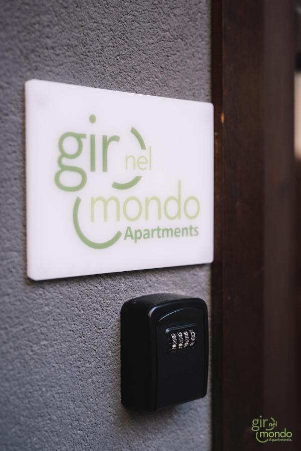 Giro Nel Mondo Apartments 卡塔尼亚 外观 照片