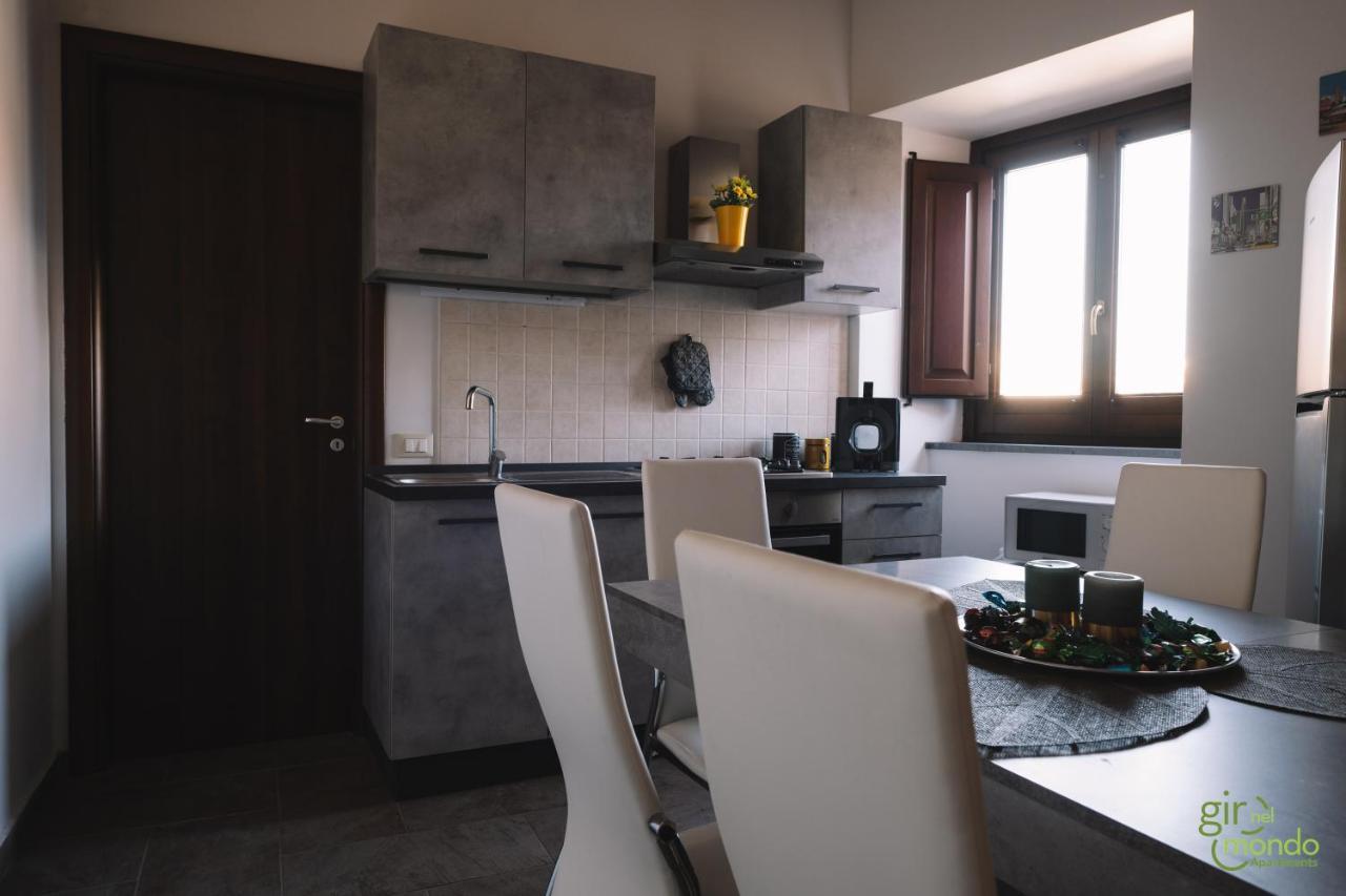 Giro Nel Mondo Apartments 卡塔尼亚 外观 照片