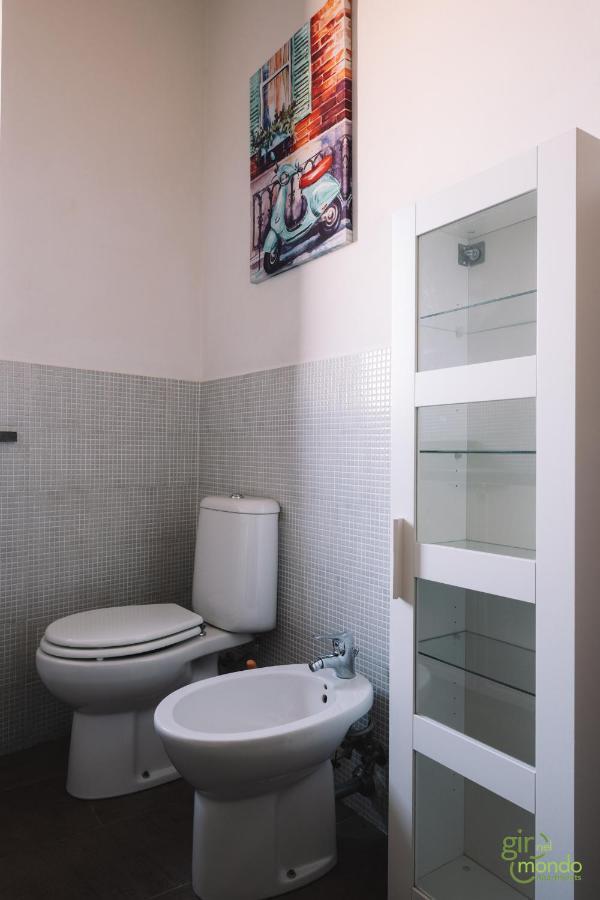Giro Nel Mondo Apartments 卡塔尼亚 外观 照片
